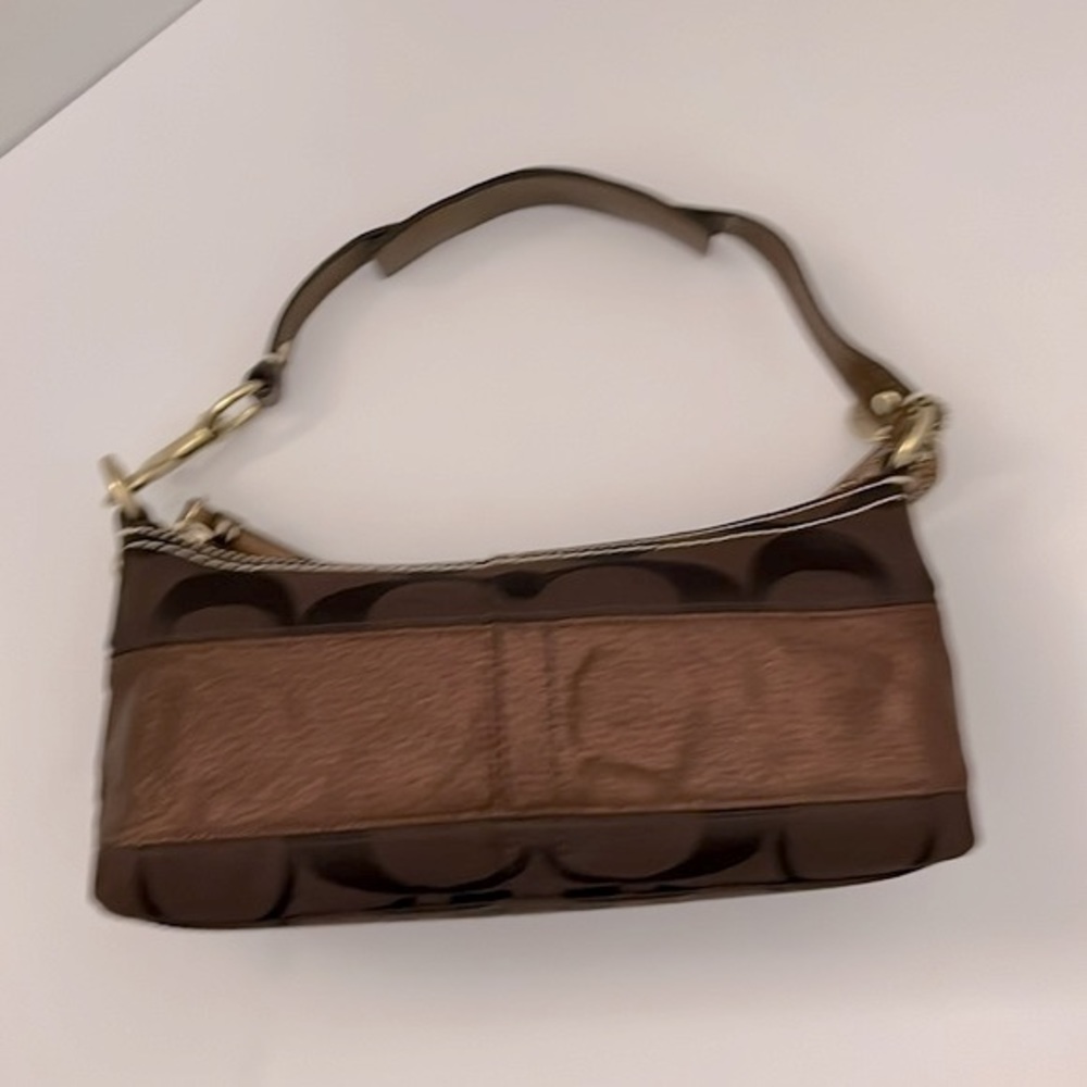COACH SIGNATURE CLUTCH/SHOULDER BAG - Picture 2 of 13